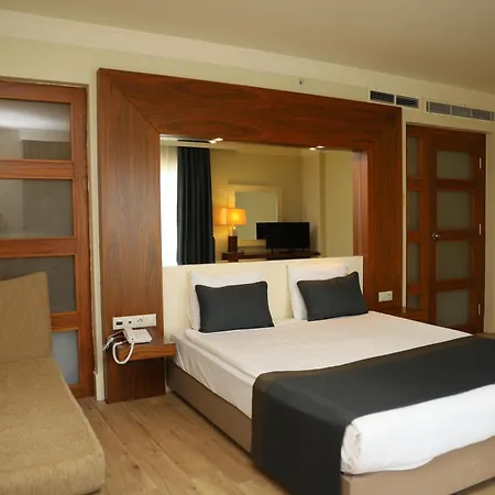 Meder Hotel Kemer