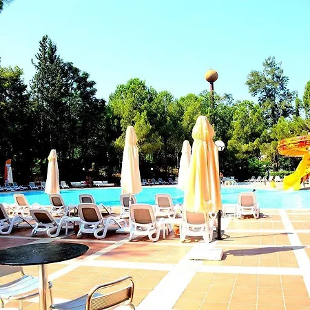 Meder Ξενοδοχείο 5*