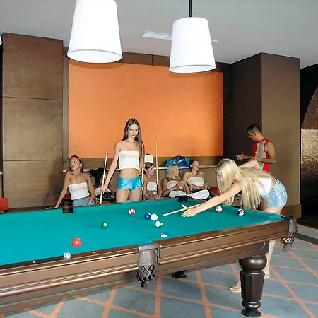 Meder Hotel 5*